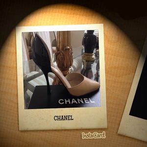 COPY - CHANEL d' Orsay Tan and Black Patent! Like New